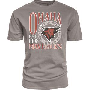 BLUE 84 OMAHA EST. 1908 UNE OMAHA (CIRCLE) BULL LOGO MAVERICKS T-SHIRT